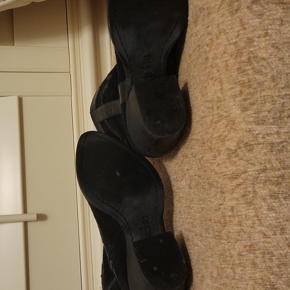 "Reba" Boot Shoes Suede and Leather Size 6 1/2 Worn Twice ! Cute 🥰 ! Black - Picture 5 of 6